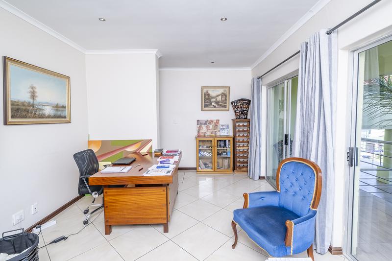 To Let 6 Bedroom Property for Rent in Kleinbron Estate Western Cape